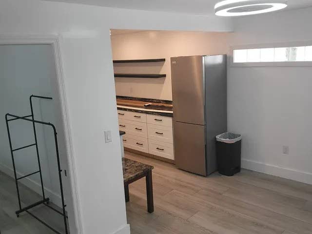 1br/1 bath Lake Howard area