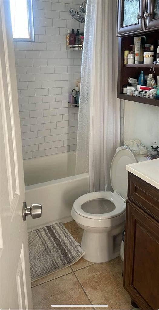 Unfurnished private room