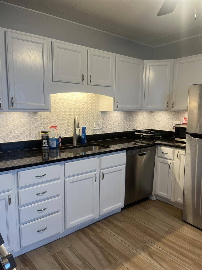 Looking for a roommate in Watertown