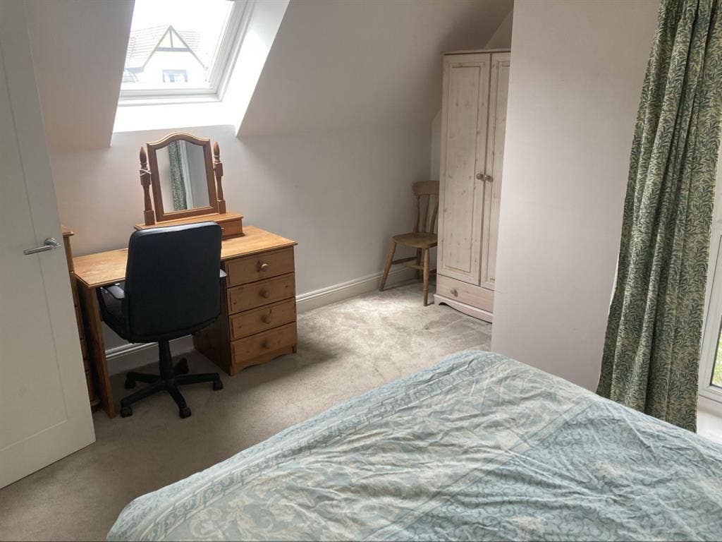 2 double rooms in Huntingdon