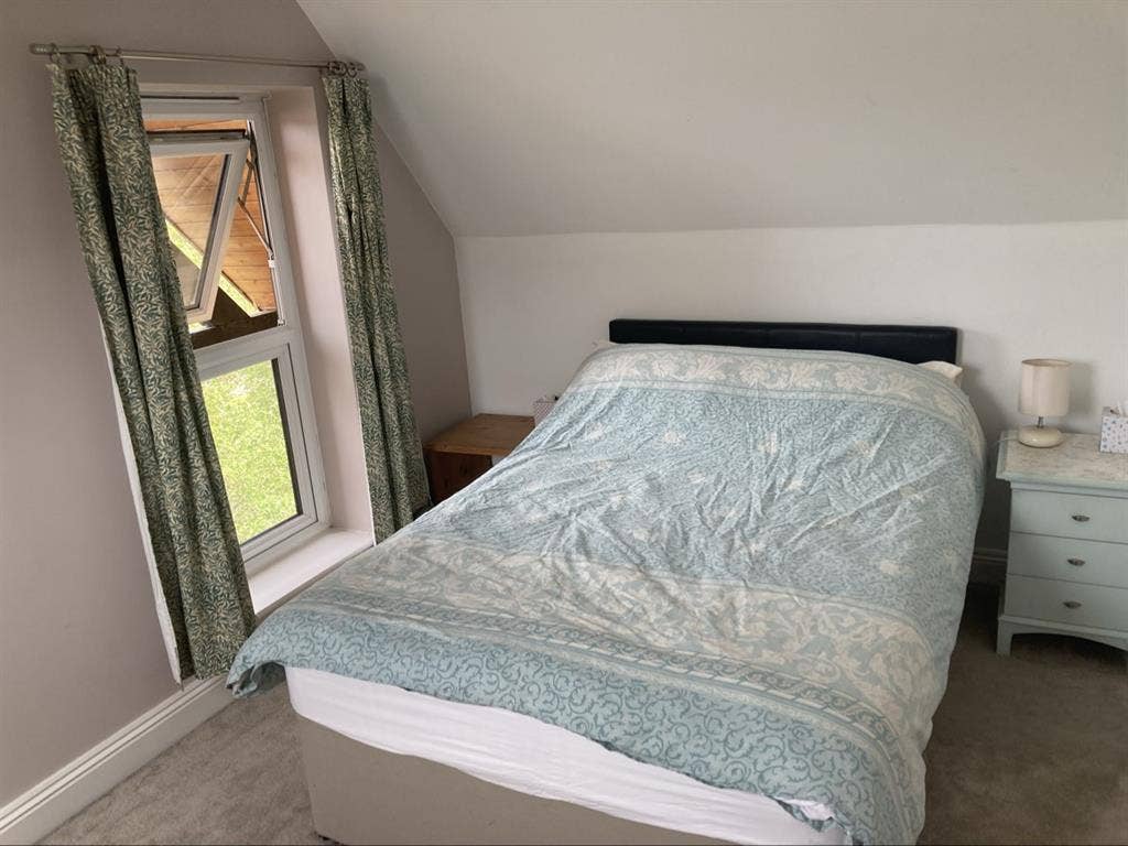 2 double rooms in Huntingdon