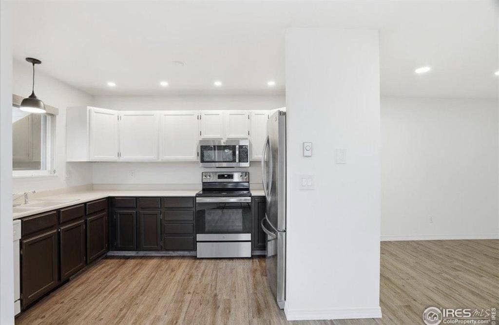 Roomate needed