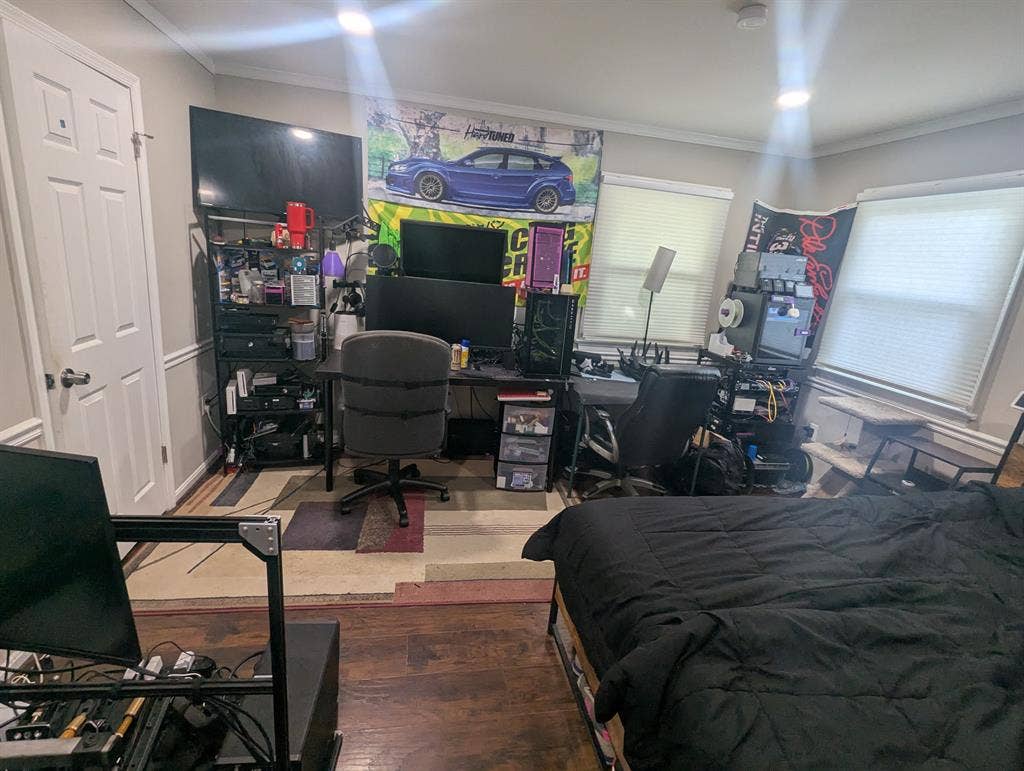 Master Bedroom for Rent!