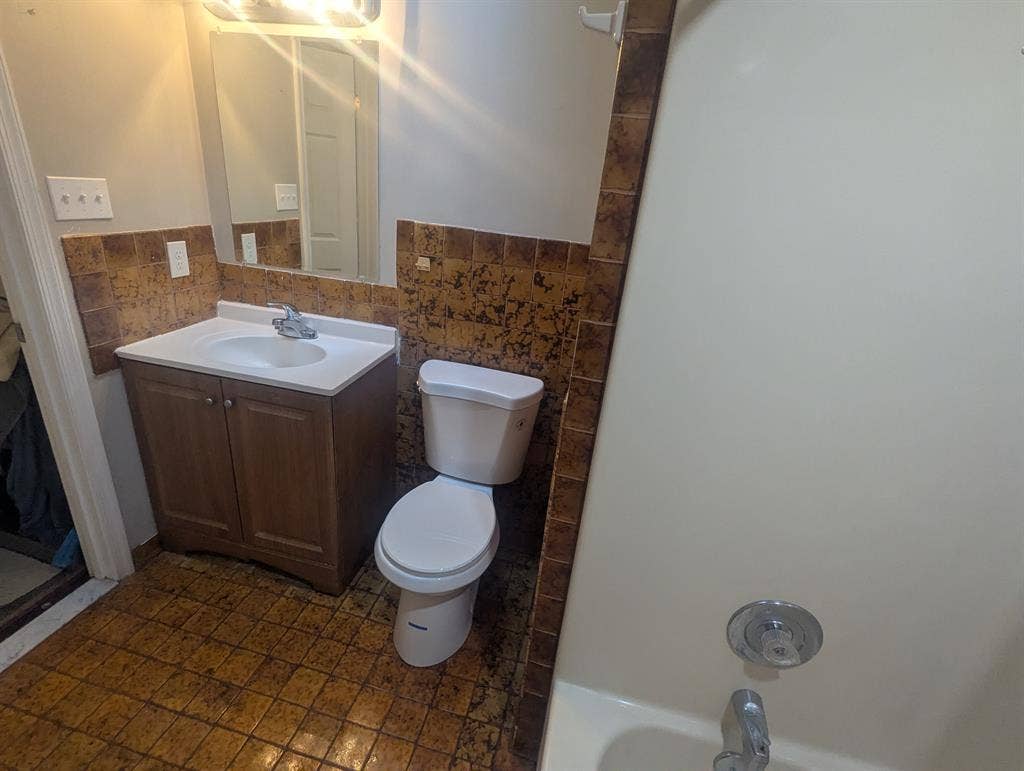 Master Bedroom for Rent!