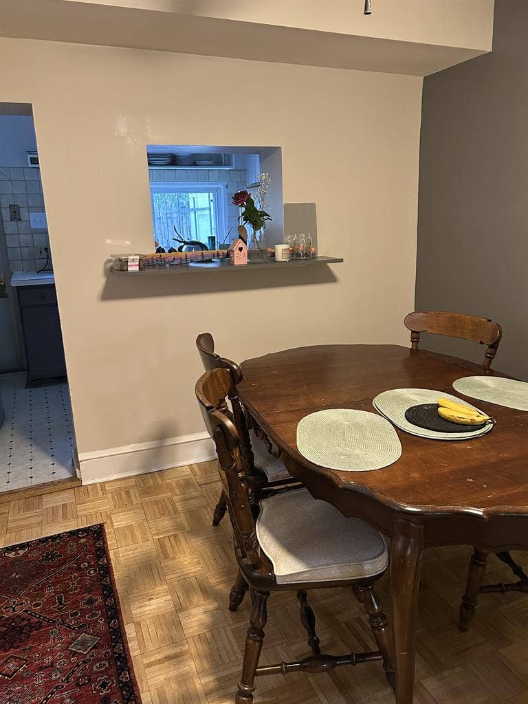 Room in a Rowhome Available July 1!