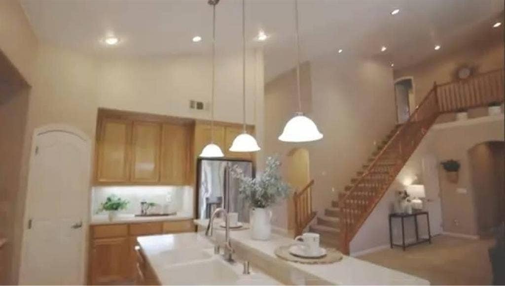 Room for rent in quiet neighborhood