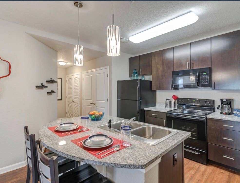 Sublease Avaliable at 111 south