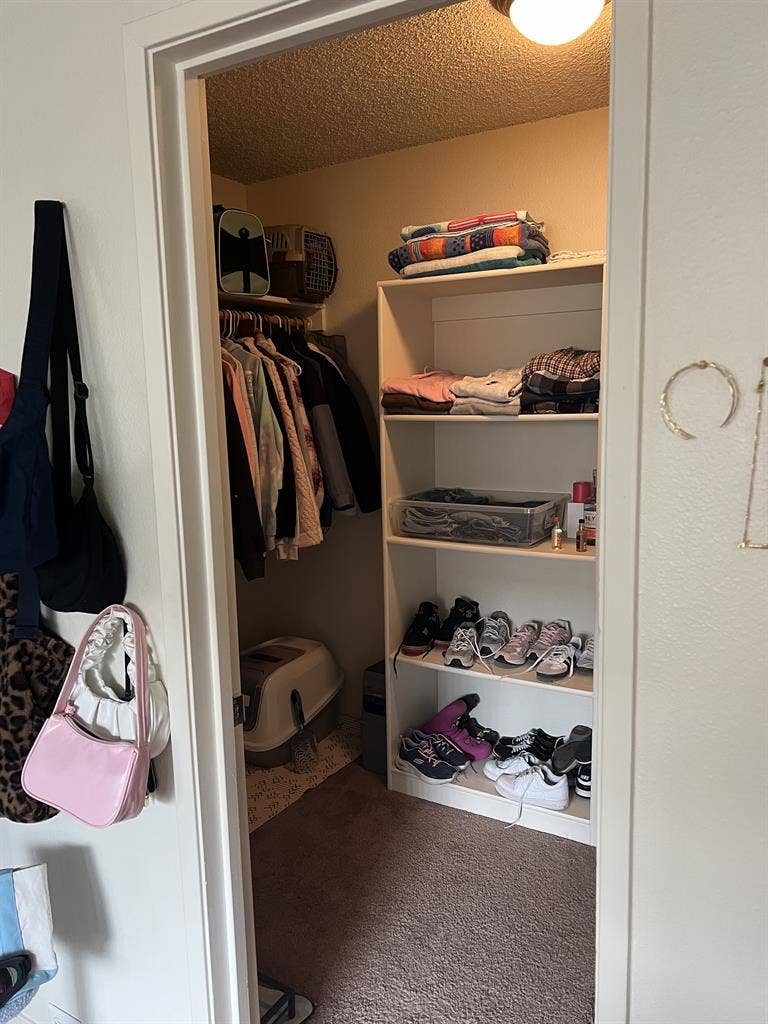 Lease Takeover 2bed 1bath