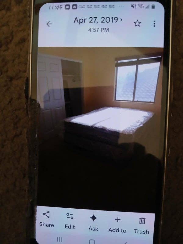 Room for Open-minded Female