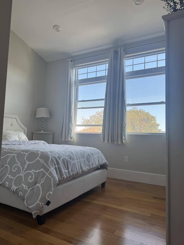 Modern Condo 