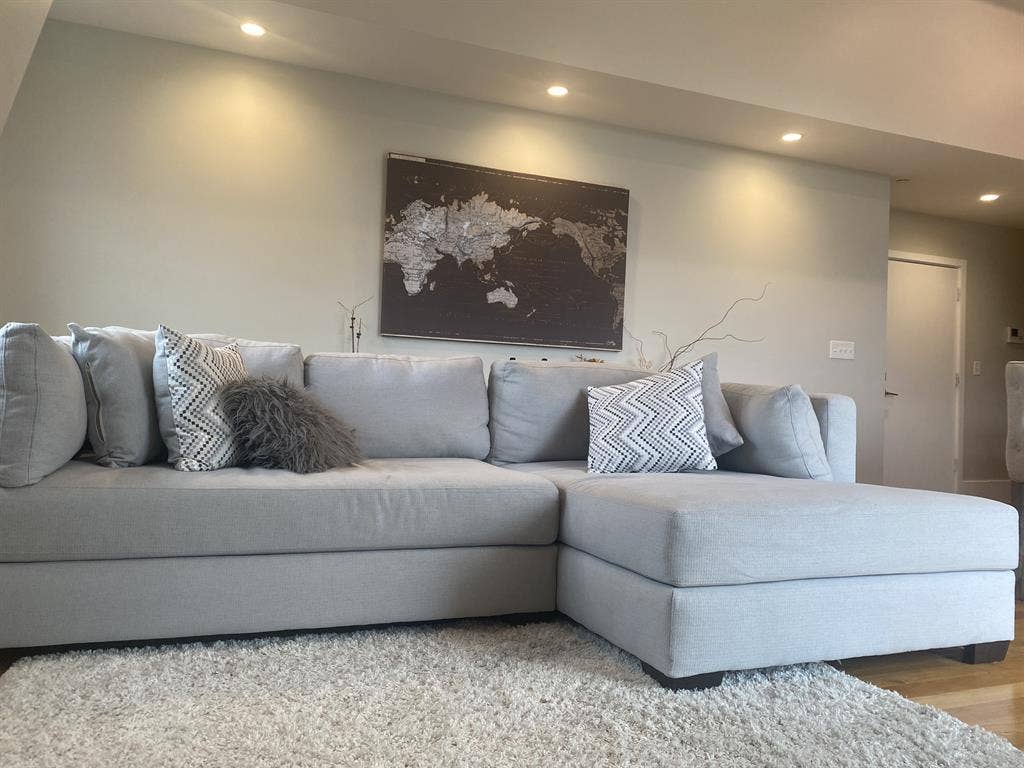 Modern Condo 