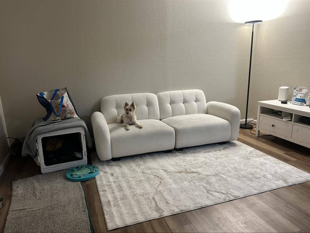 Room Available at Gated Apartmentts