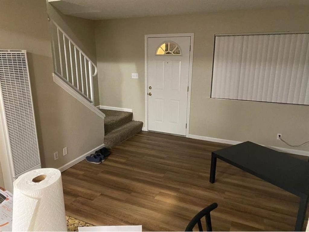 Room Available at Gated Apartmentts