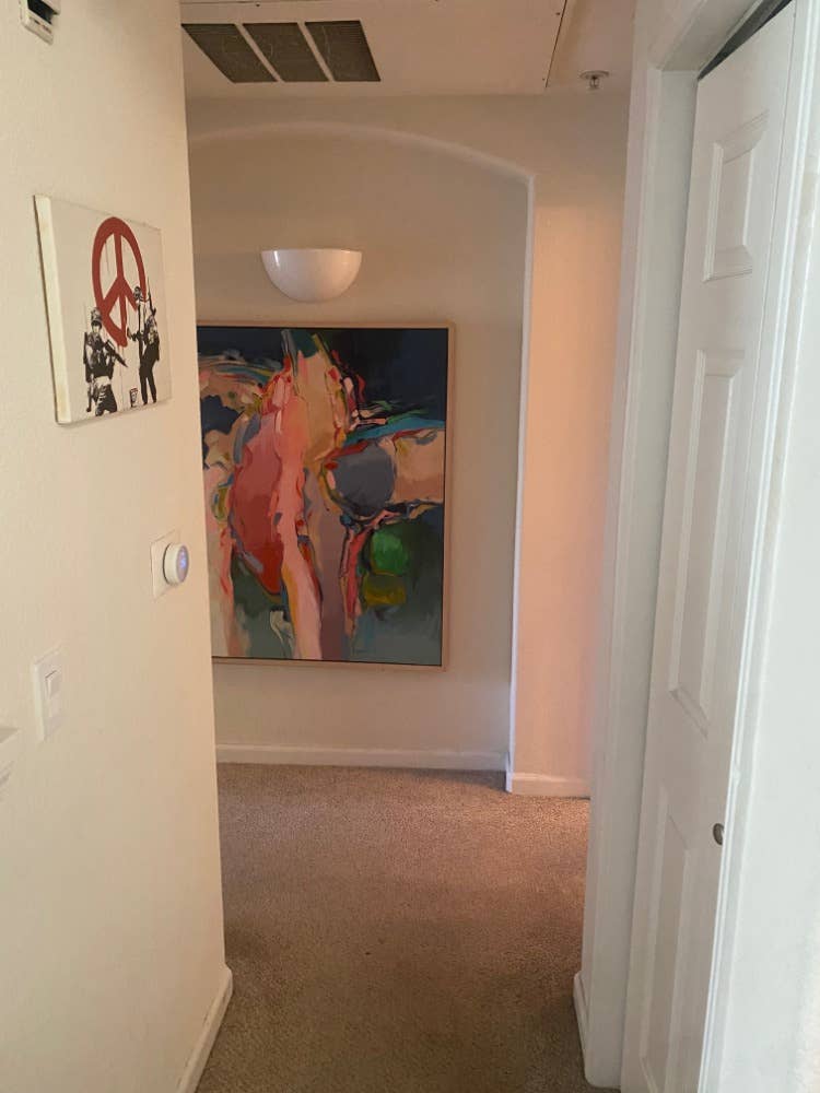 Unfurnished Room in 2B / 2B