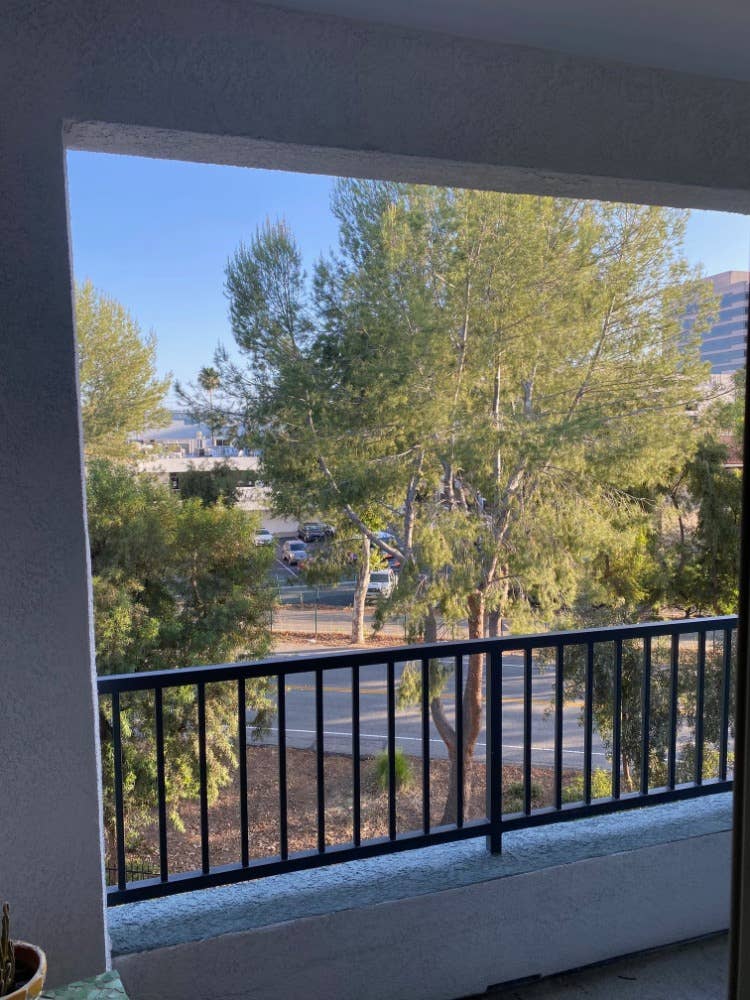 Unfurnished Room in 2B / 2B