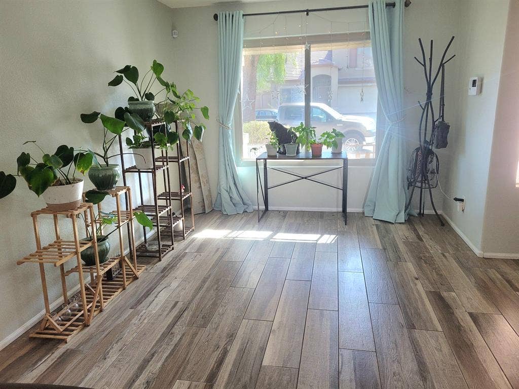 Furnished Room For Rent