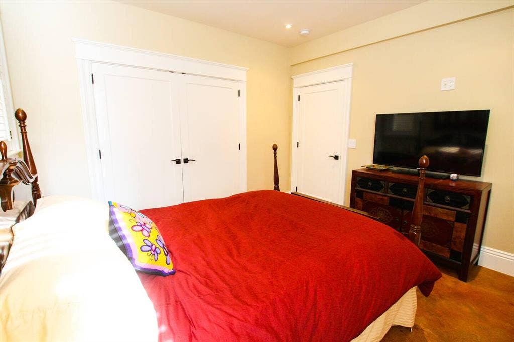 Furnished Room for Rent