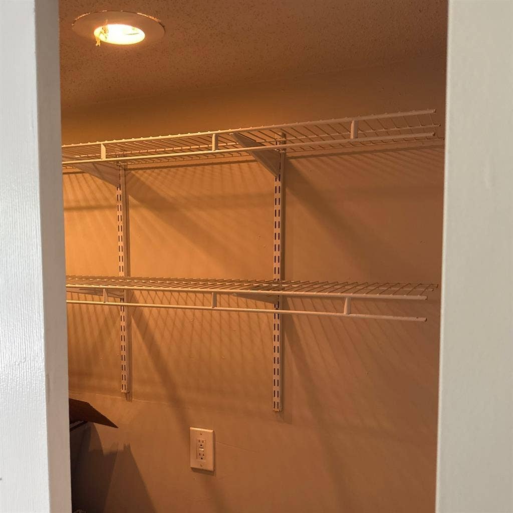 Unfurnished room