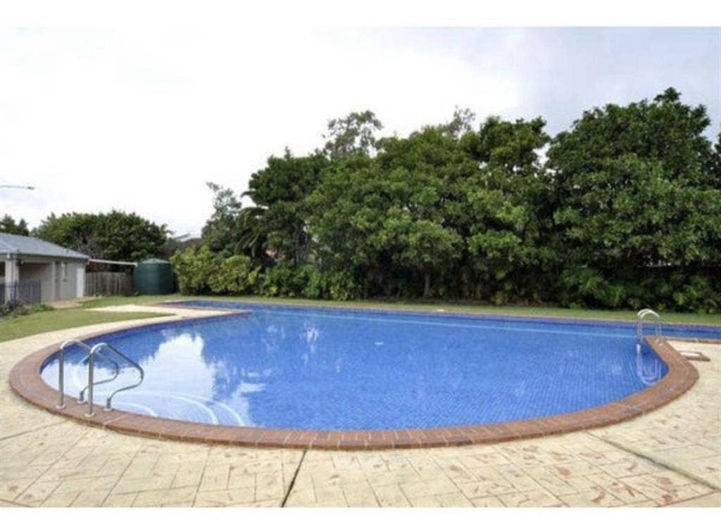 1 or 2 rooms for rent. Gold Coast