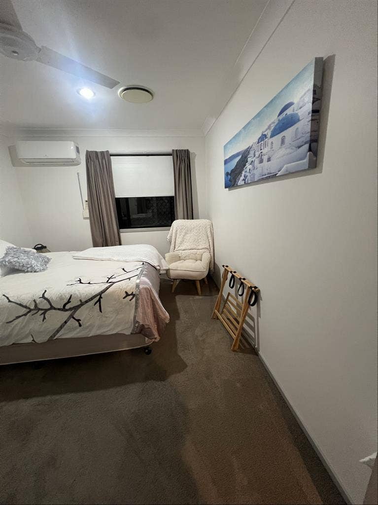 1 room for rent. Gold Coast