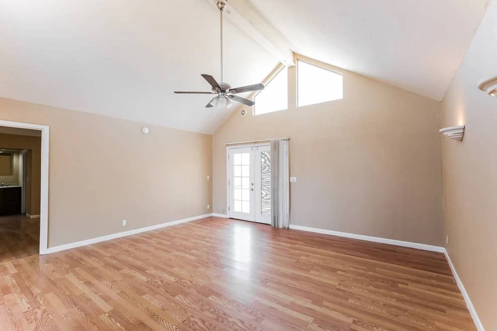 New Room For Rent