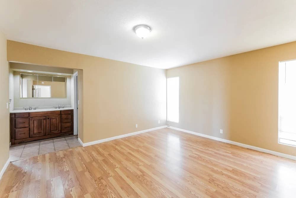 New Room For Rent