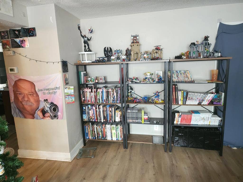 Looking for roommate quickly