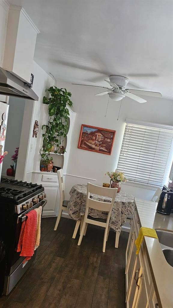 Relaxing home near LAX Airport