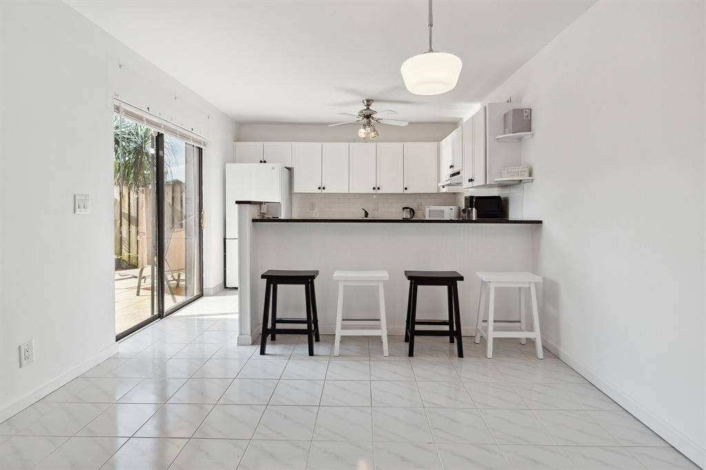 Move-In Ready! Furnished 2BR/2BA