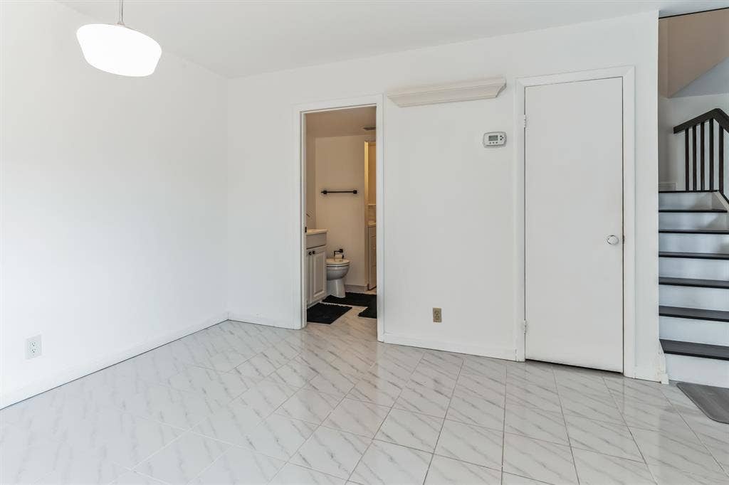 Move-In Ready! Furnished 2BR/2BA