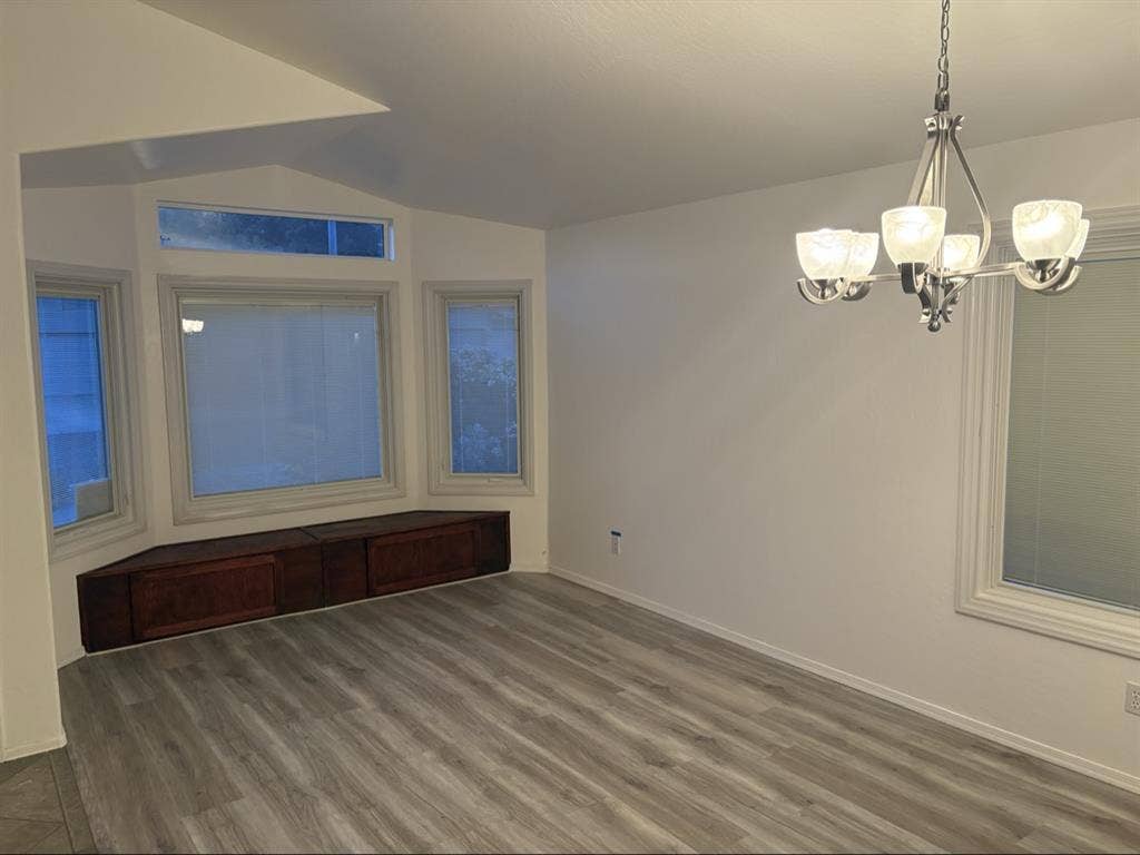 House with 2 spare rooms for rent!