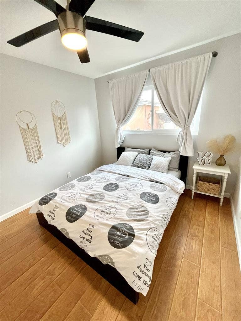 1 bedroom 1 bath fully furnished