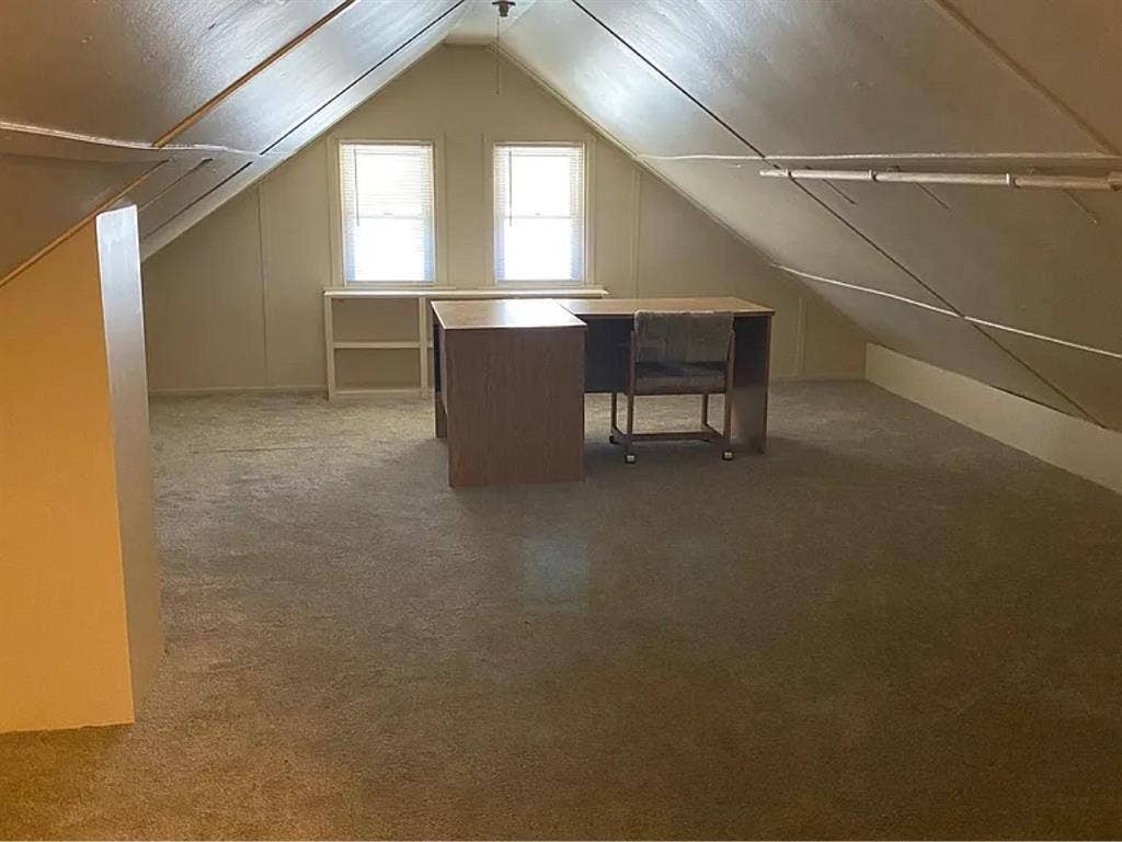 Conducive 3 beds A
vailable!!!