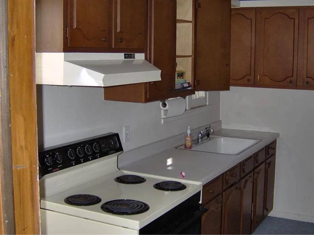 Conducive 3 beds A
vailable!!!