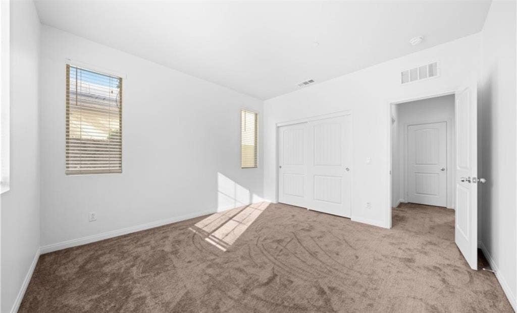Private room for rent