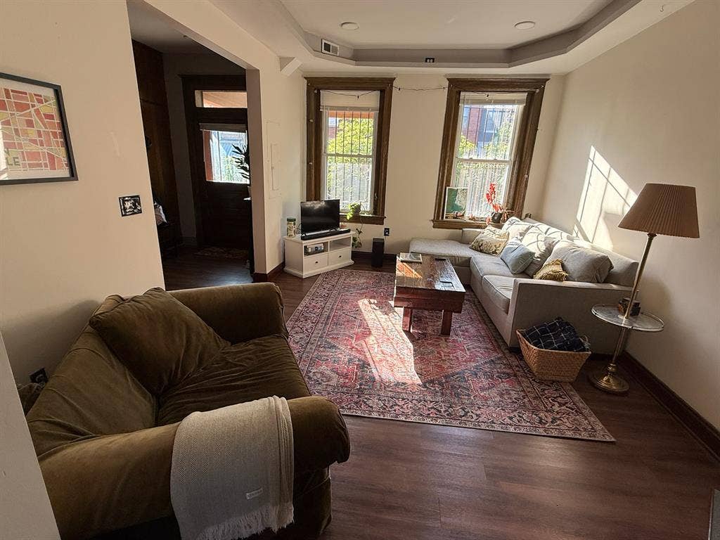Room+Office+Bathroom in Townhouse