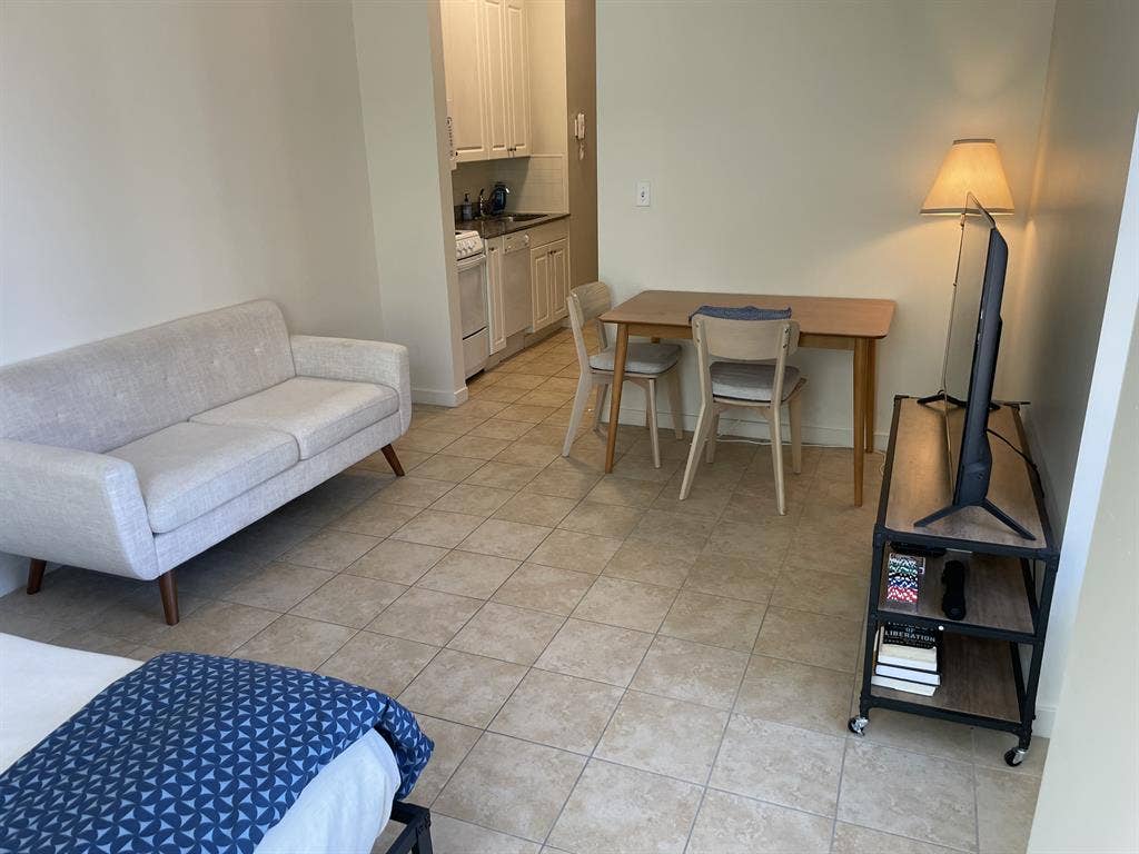 Studio - $1,605 - Downtown Stamford