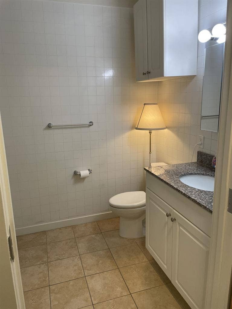 Studio - $1,605 - Downtown Stamford
