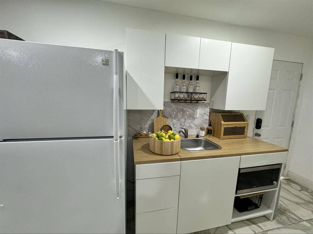 Furnished studio for rent