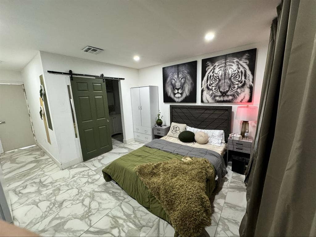 Furnished studio for rent