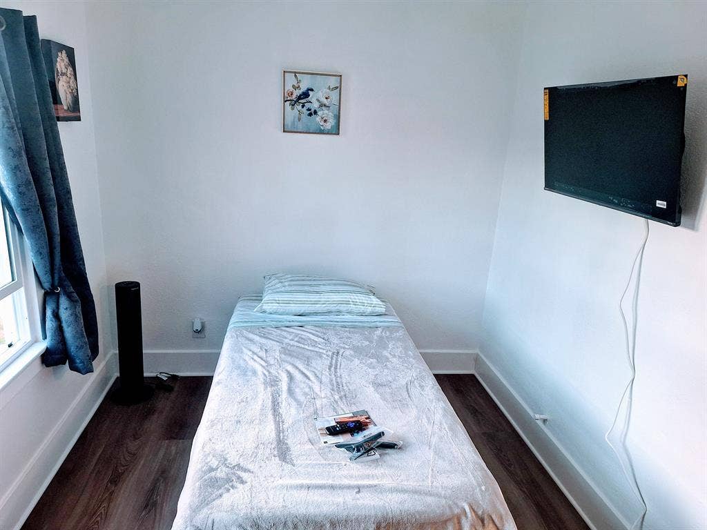 Rooms Available