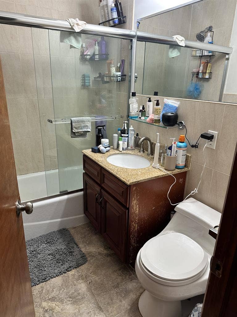 Sublet Available May 25th