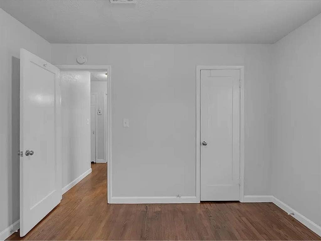 Cozy & Stylish 2BR/1BA available