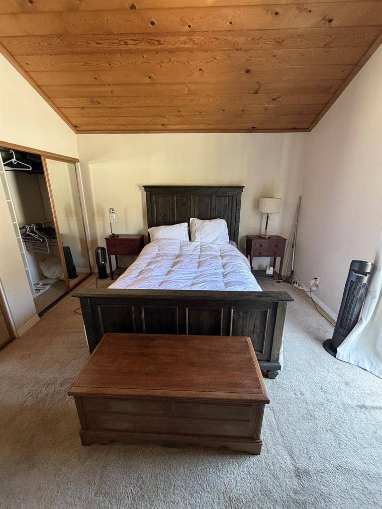 Furnished Private Room w/Bath