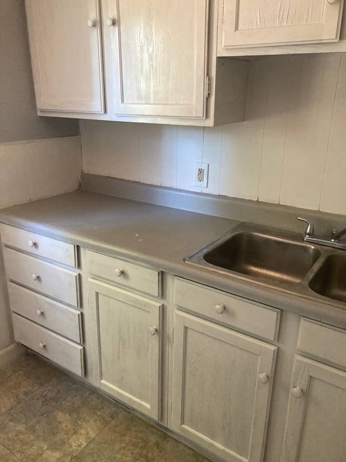 Looking for female roommates ONLY
