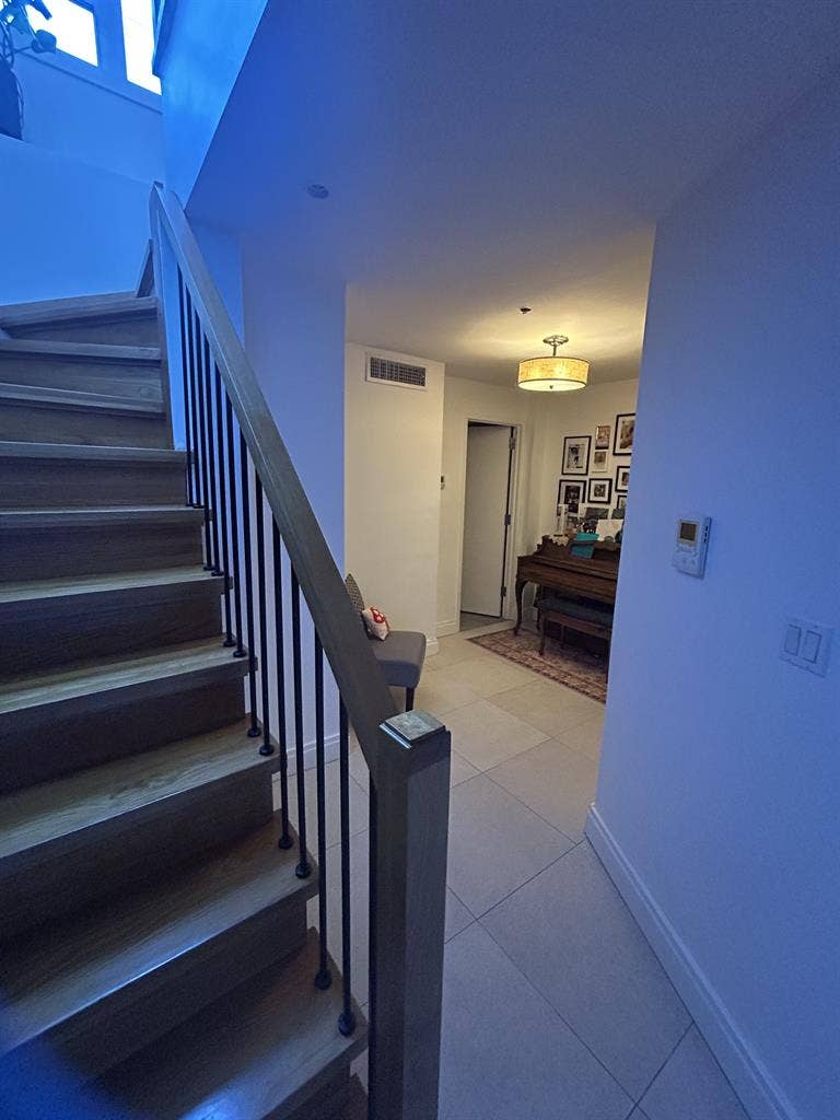 Summer Sublet–Stunning 2BR w Garden