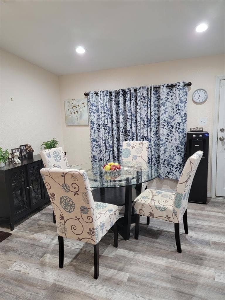 Room for rent, very nice and clean.