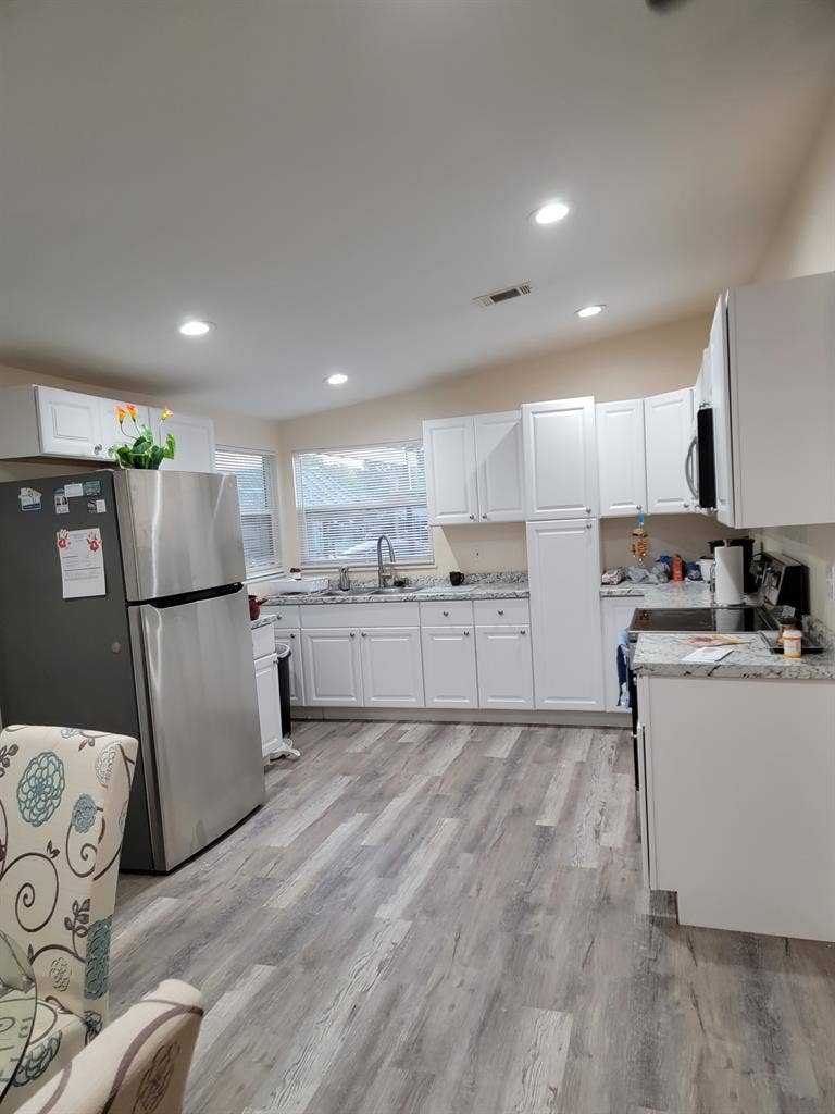 Room for rent, very nice and clean.