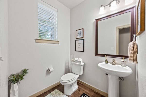 Female Roommate Needed!