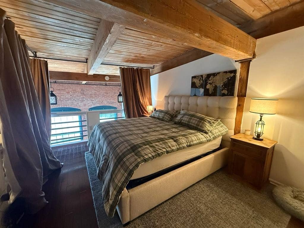 Perfect loft for summer time